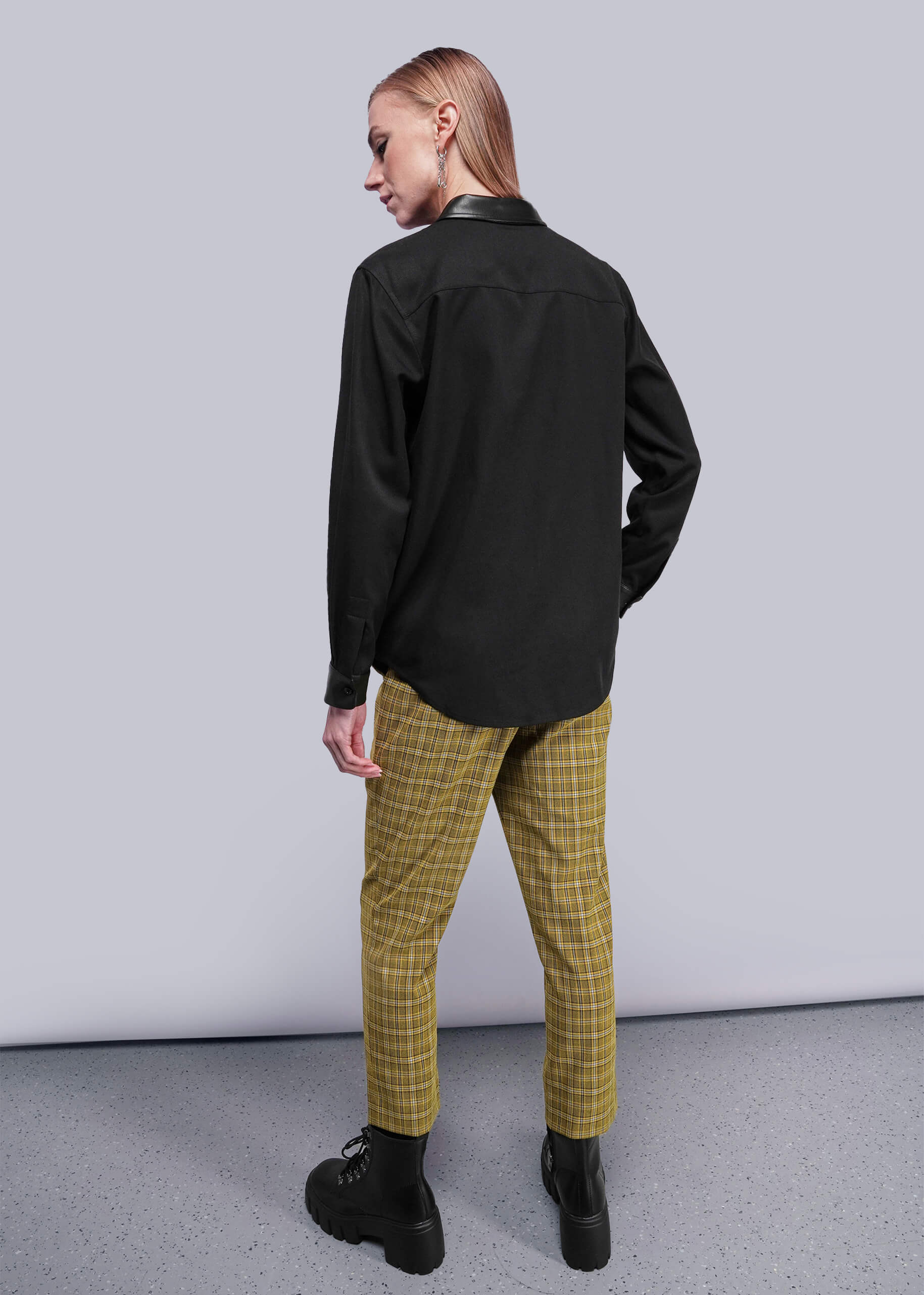 Debbie Harry X Wildfang Long Sleeve Button Up - Image 5