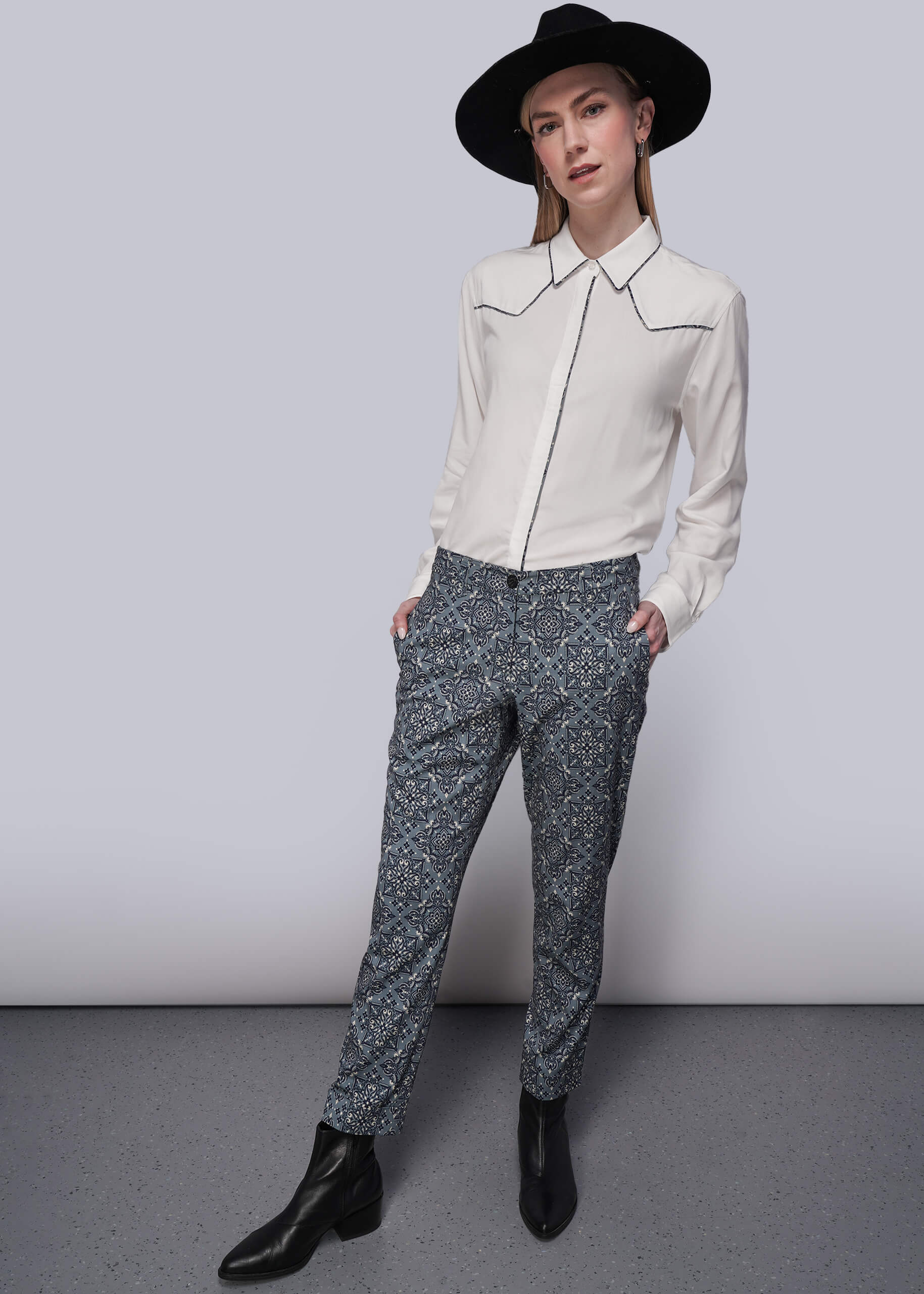 Juliette Lewis x Wildfang Long Sleeve Piped Button Up - Image 5