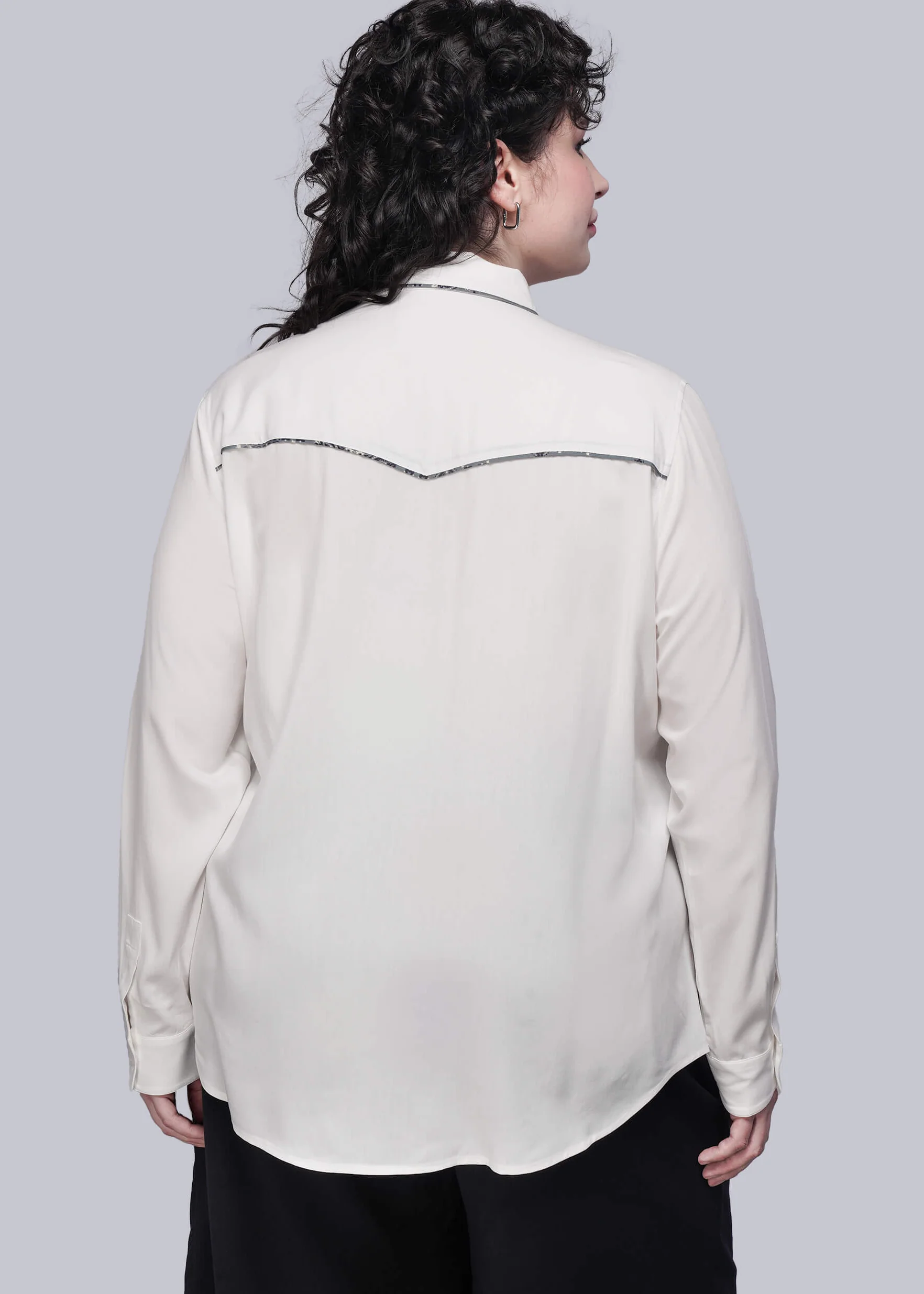 Juliette Lewis x Wildfang Long Sleeve Piped Button Up - Image 9