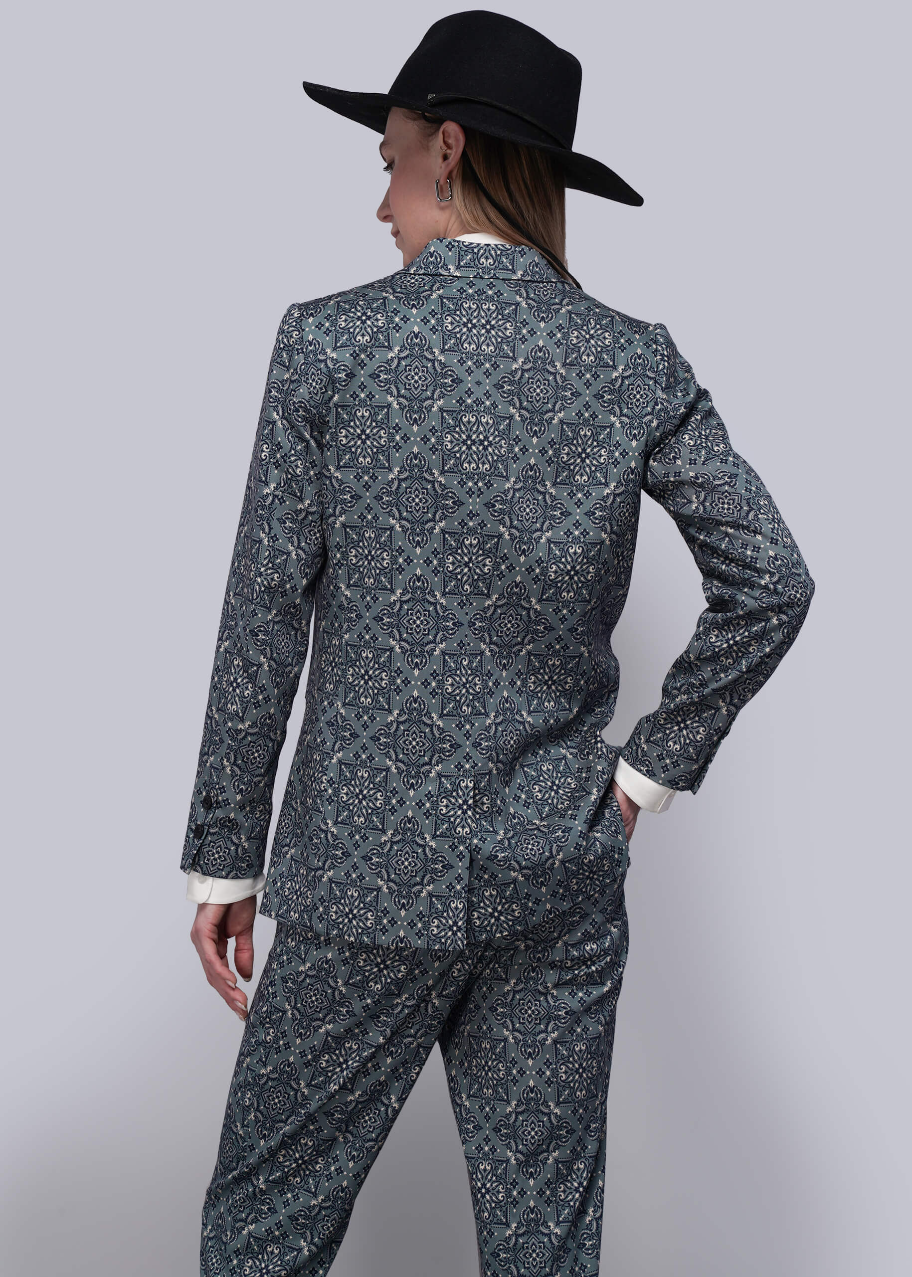 Juliette Lewis x Wildfang Notch Lapel Blazer - Image 7