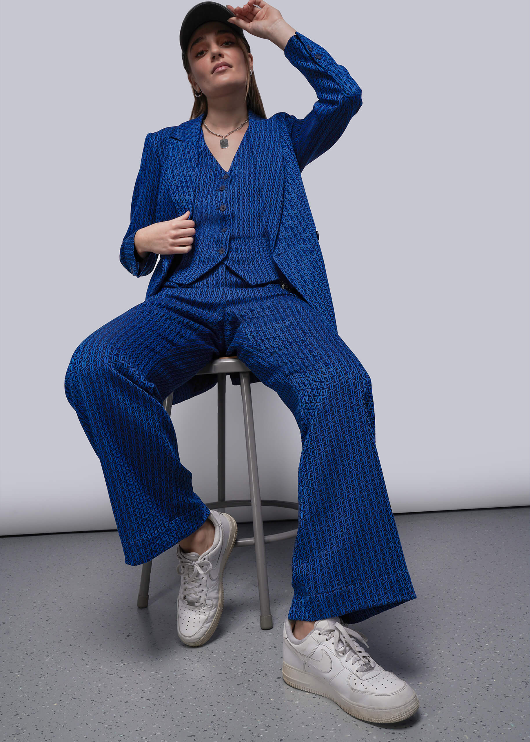 The Empower Jacquard Wide Leg Trouser - Image 11