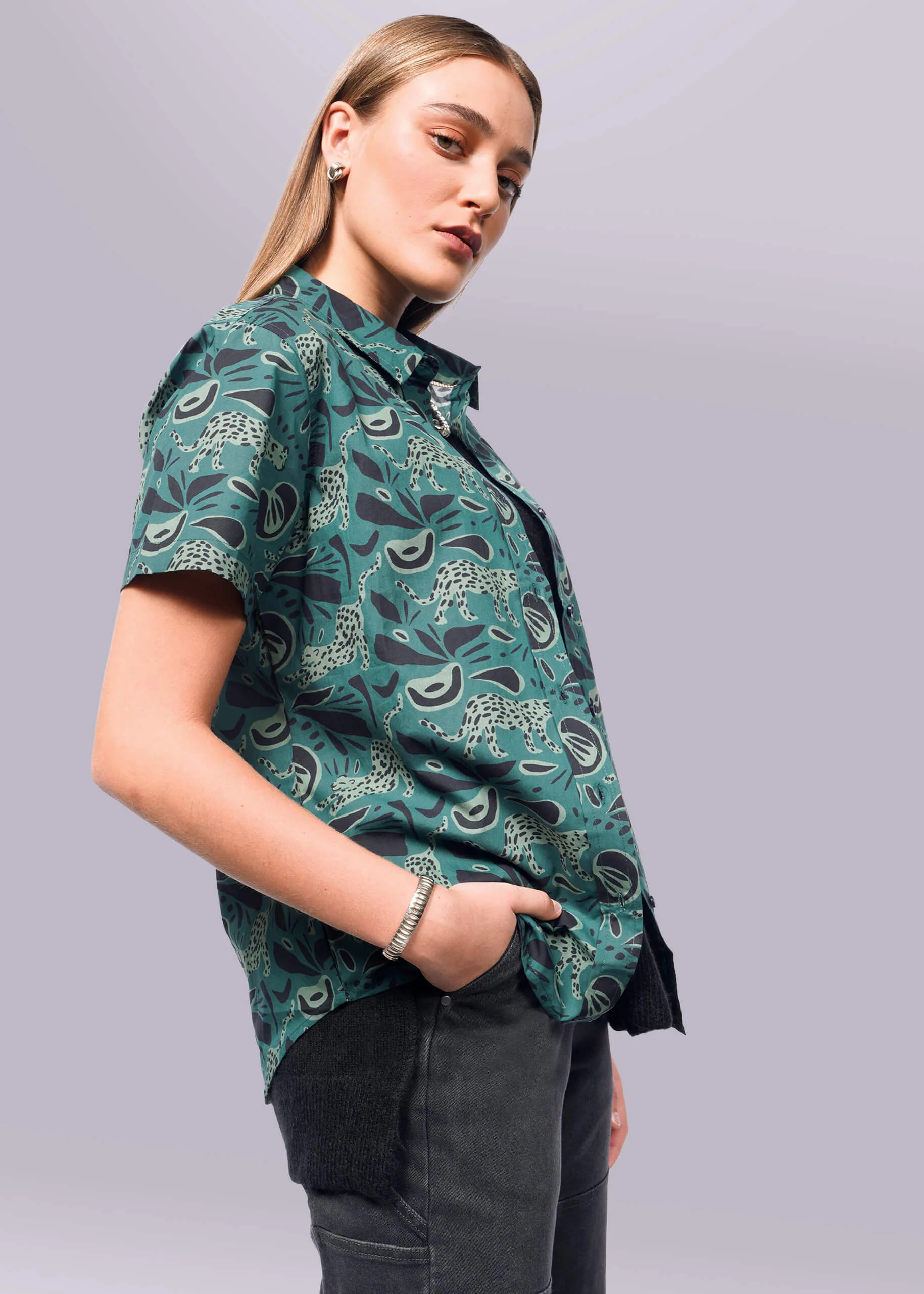 The Essential Button Up - Image 3