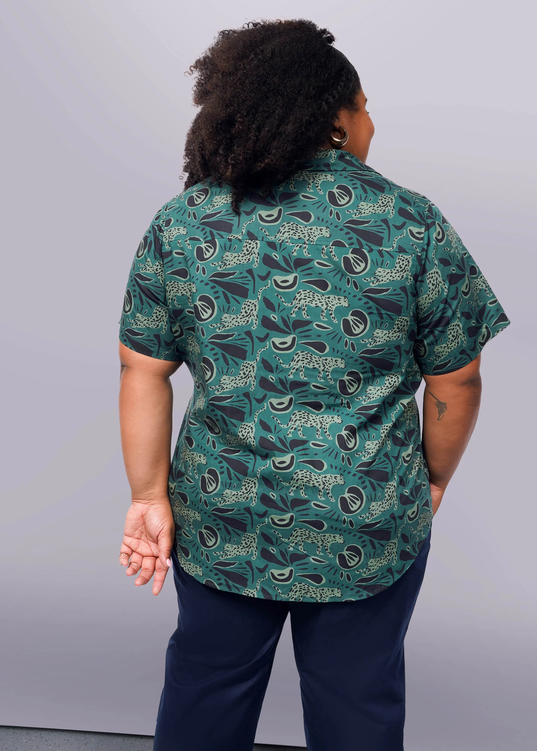 The Essential Button Up - Image 9