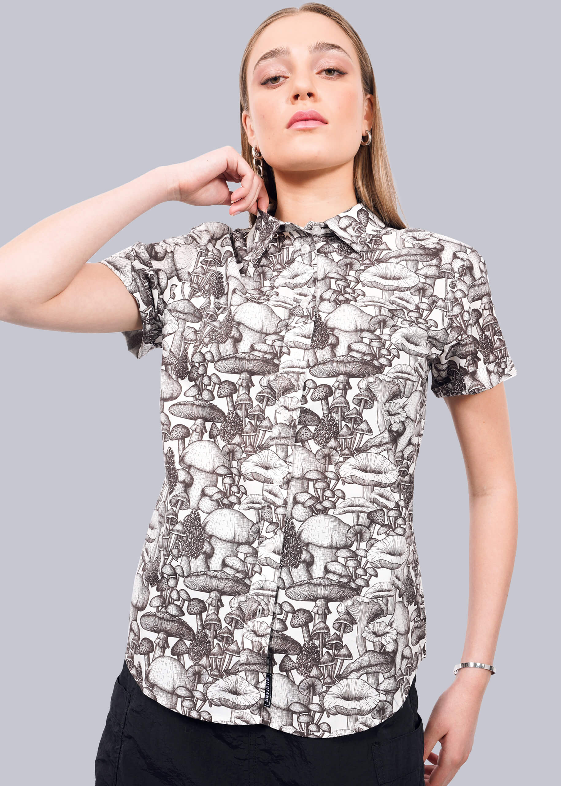 The Essential Button Up - Image 3