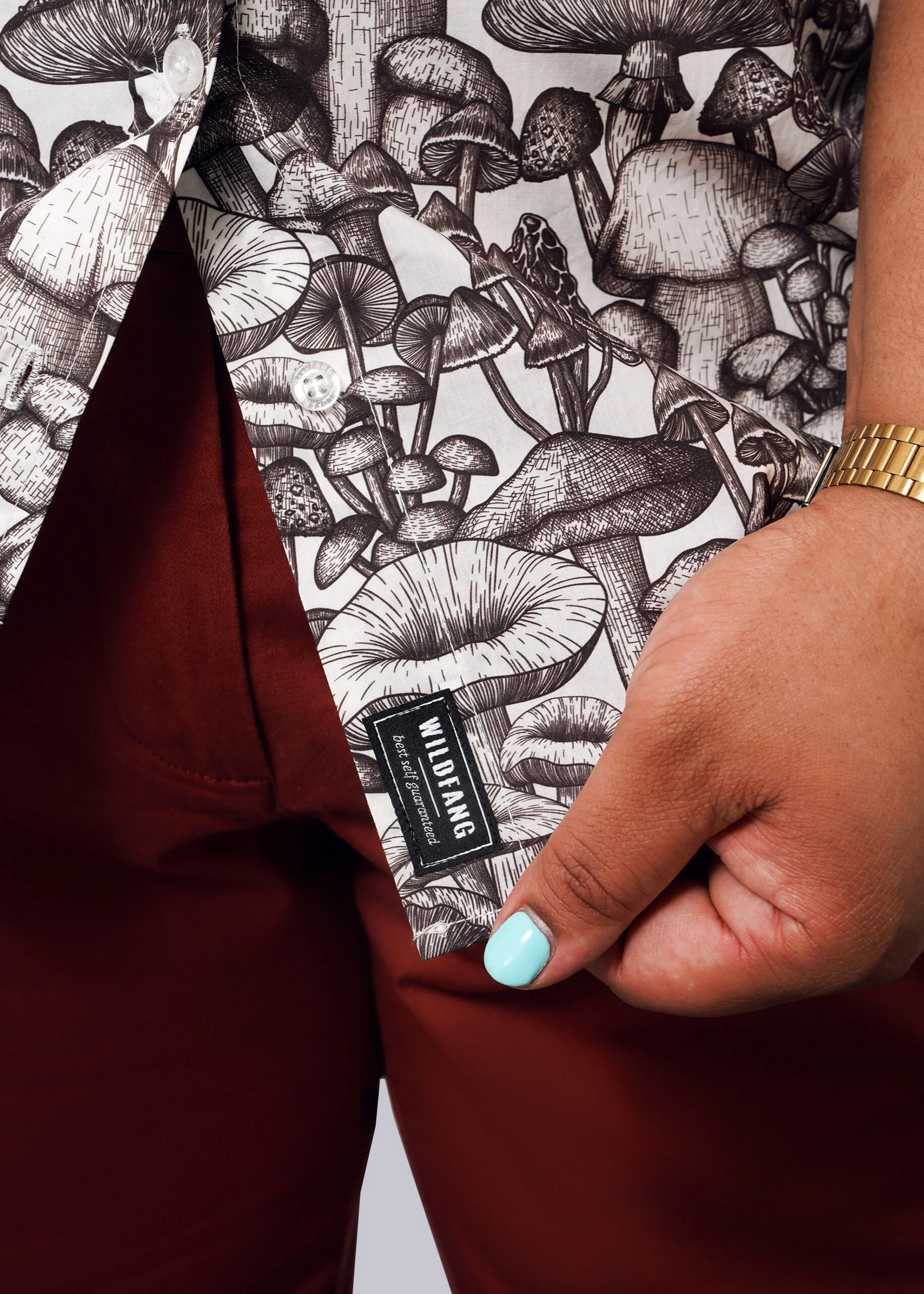 The Essential Button Up - Image 9
