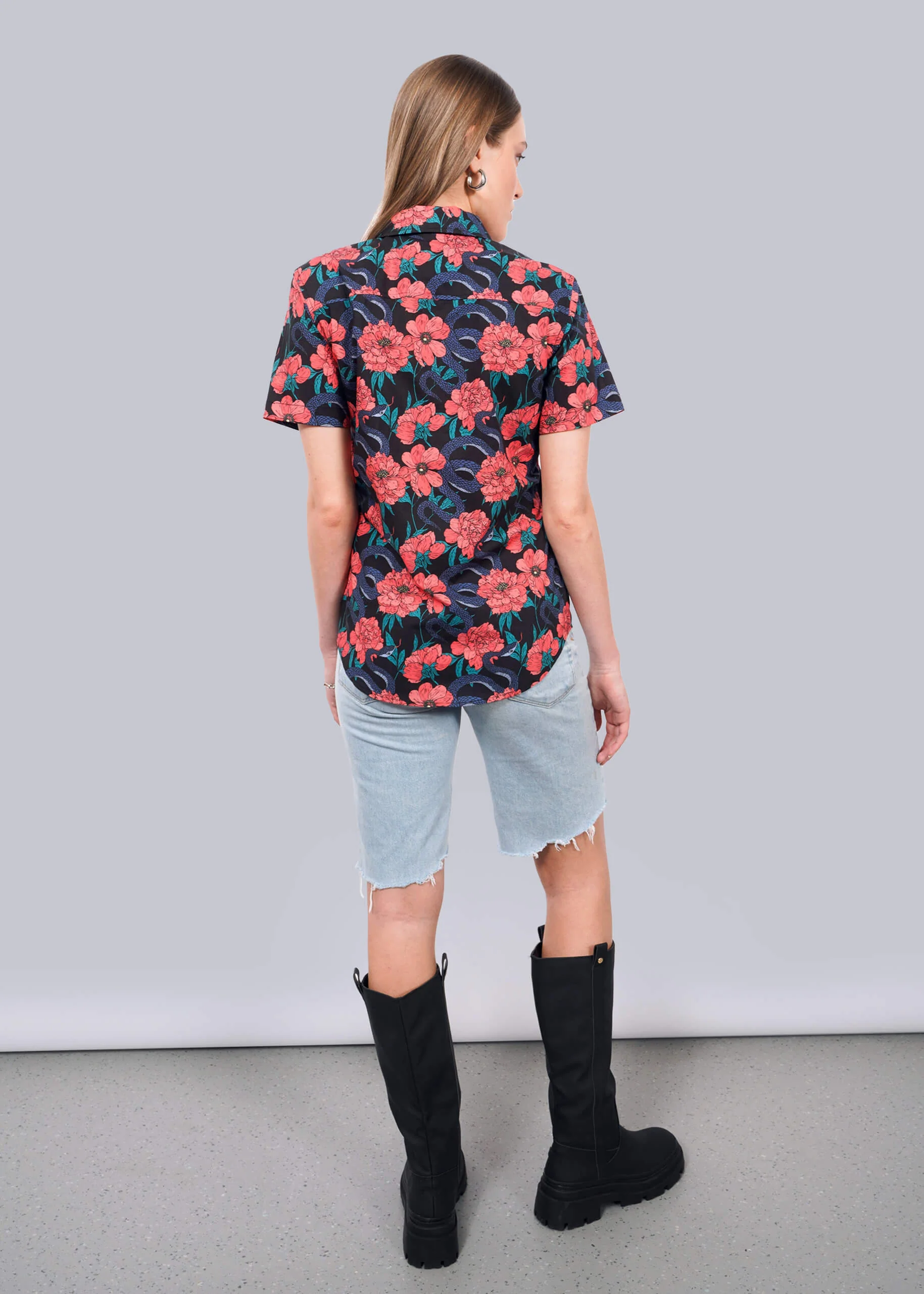 The Essential Button Up - Image 3