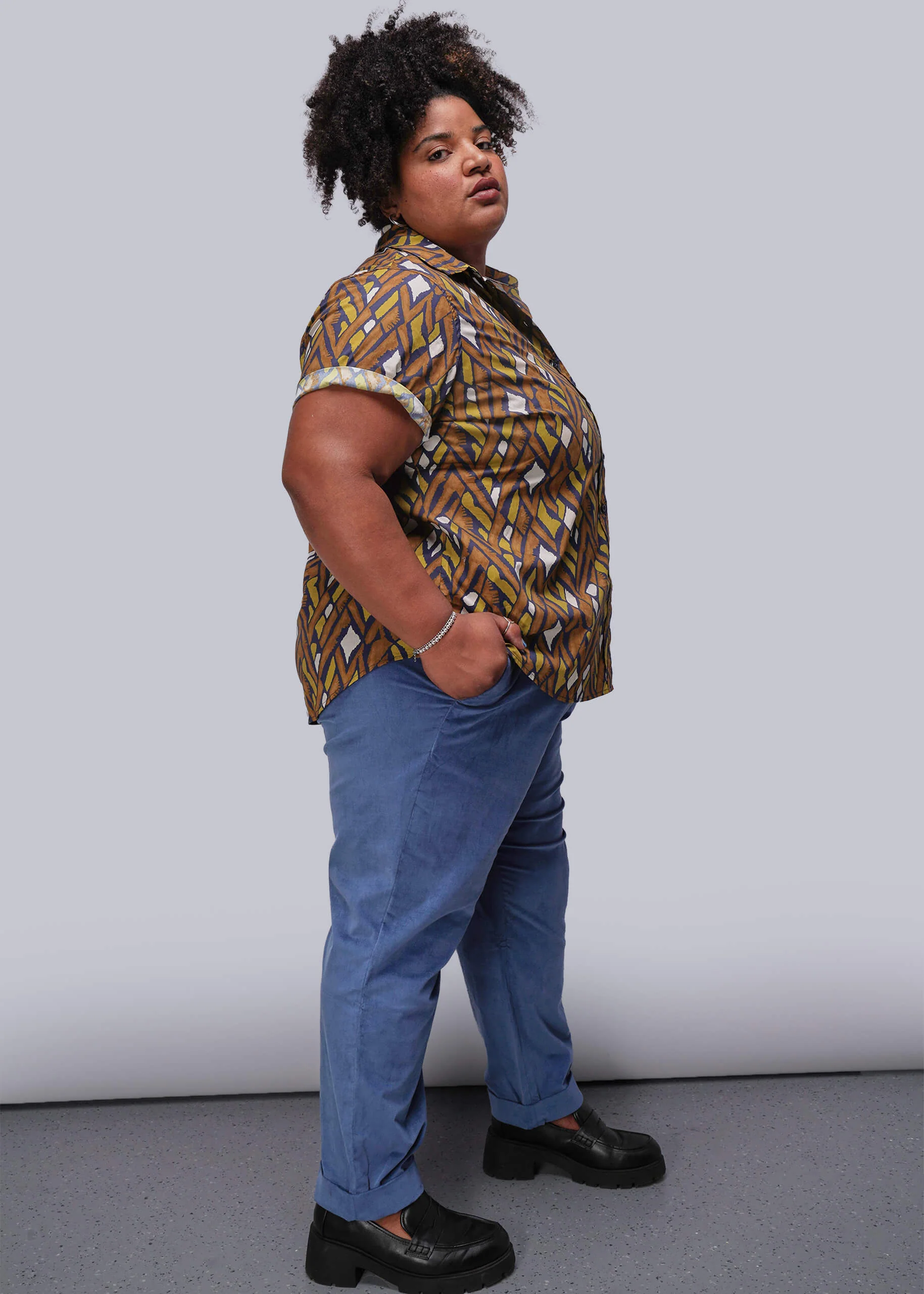 The Essential Button Up - Image 9