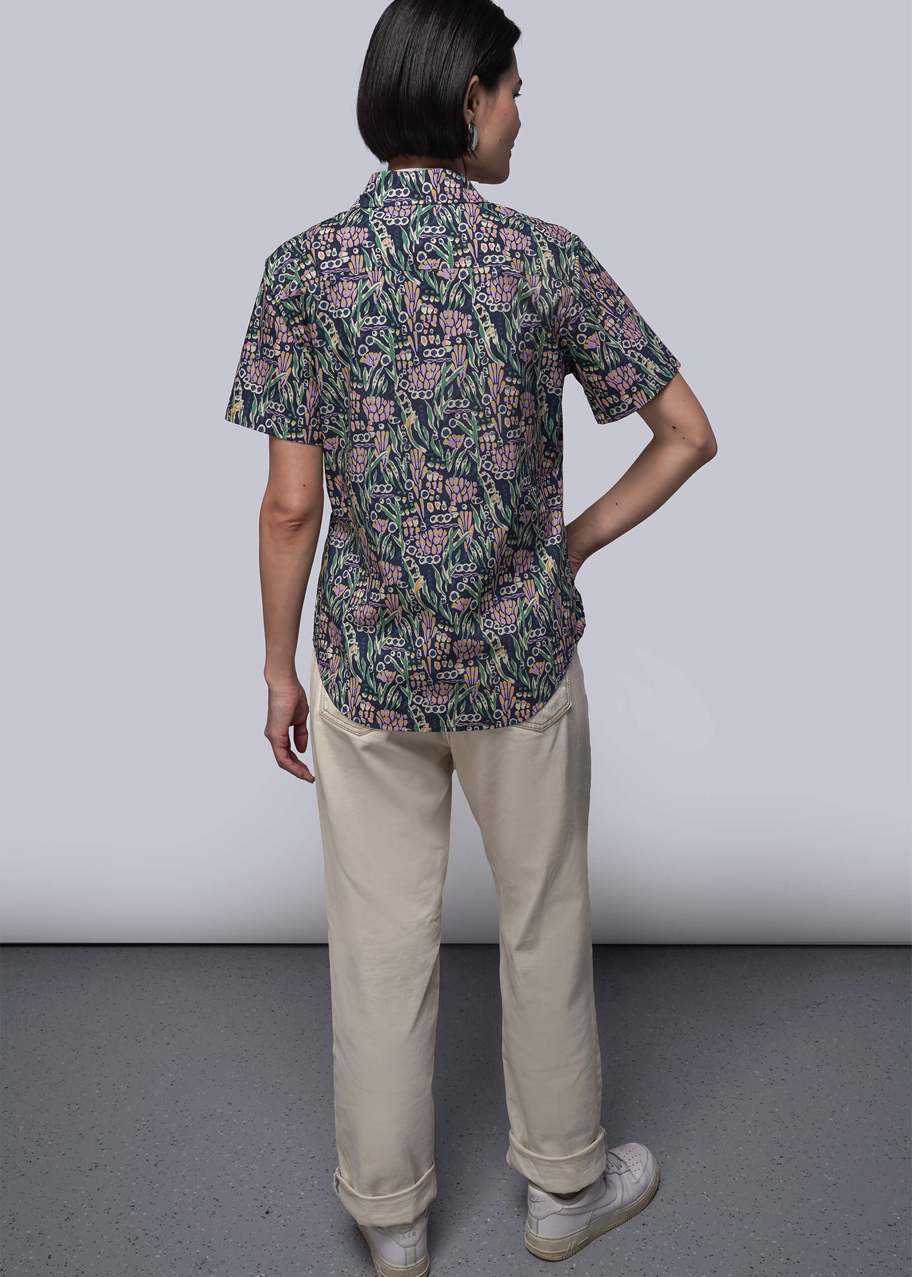 The Essential Button Up - Image 4