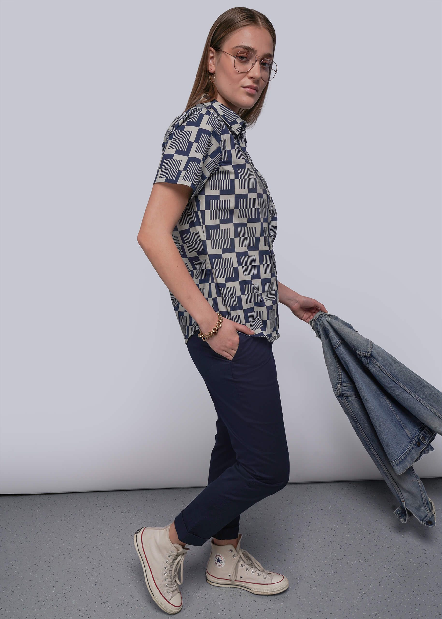 The Essential Button Up - Image 2