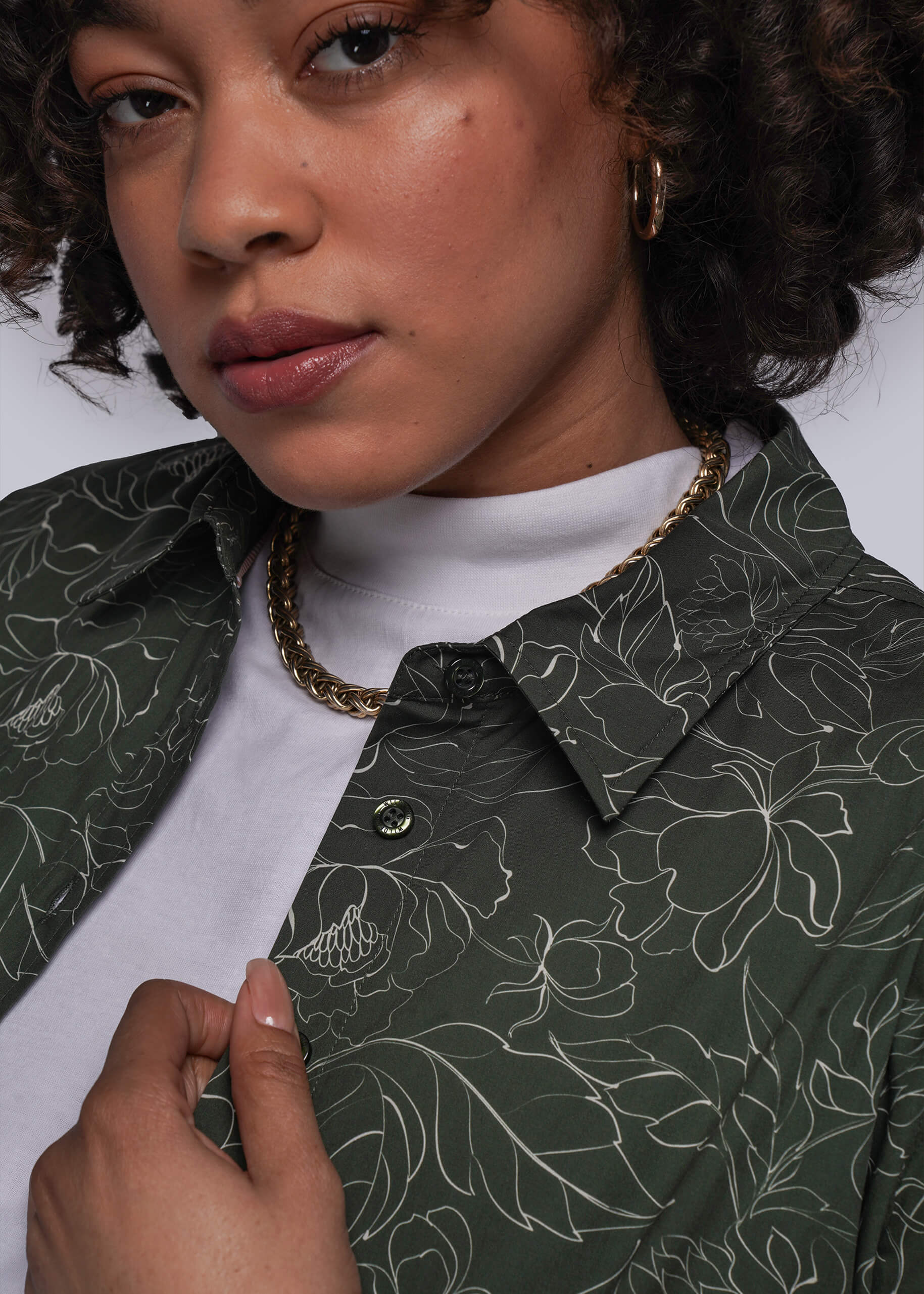 The Essential Button Up - Image 2