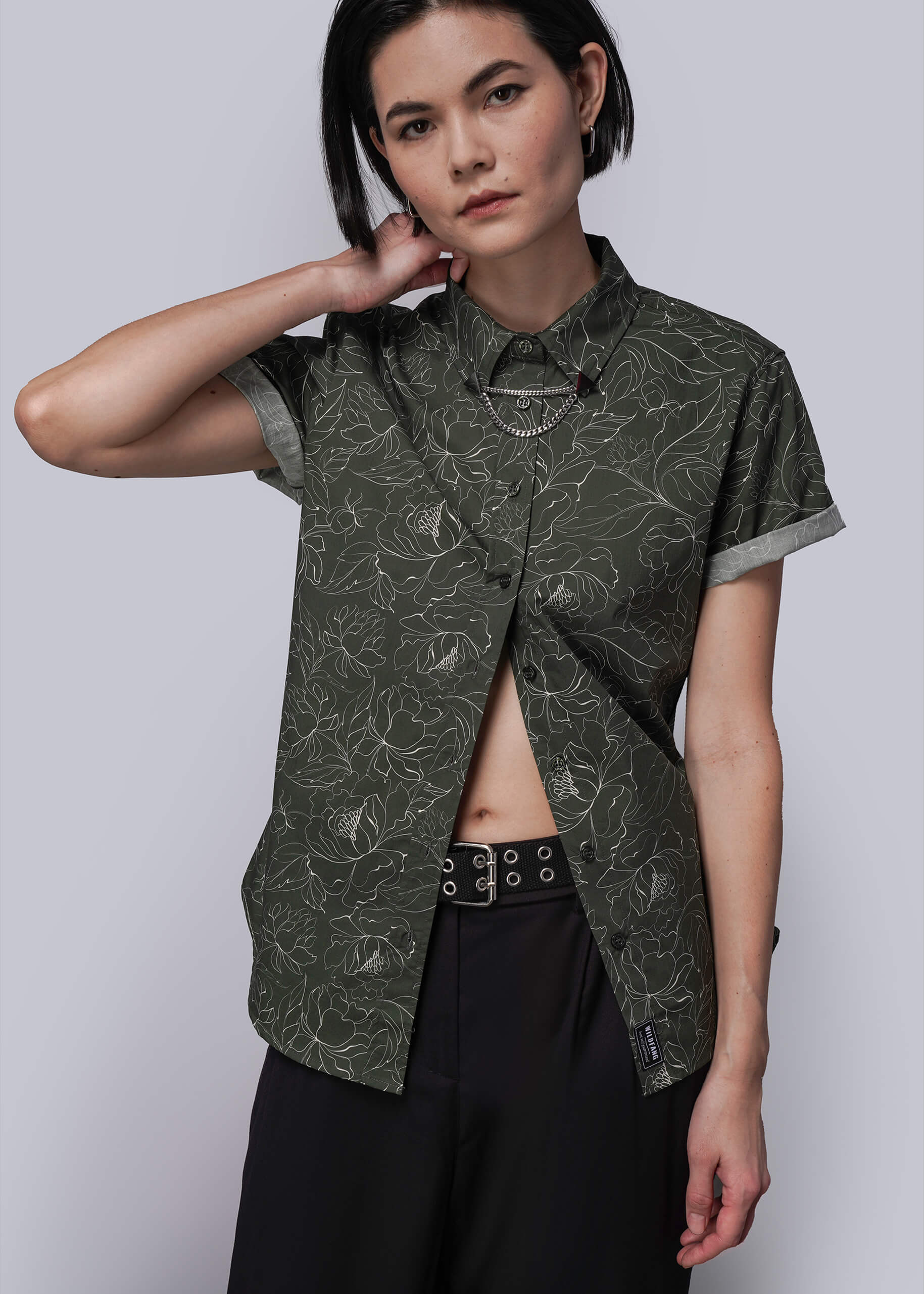 The Essential Button Up - Image 6