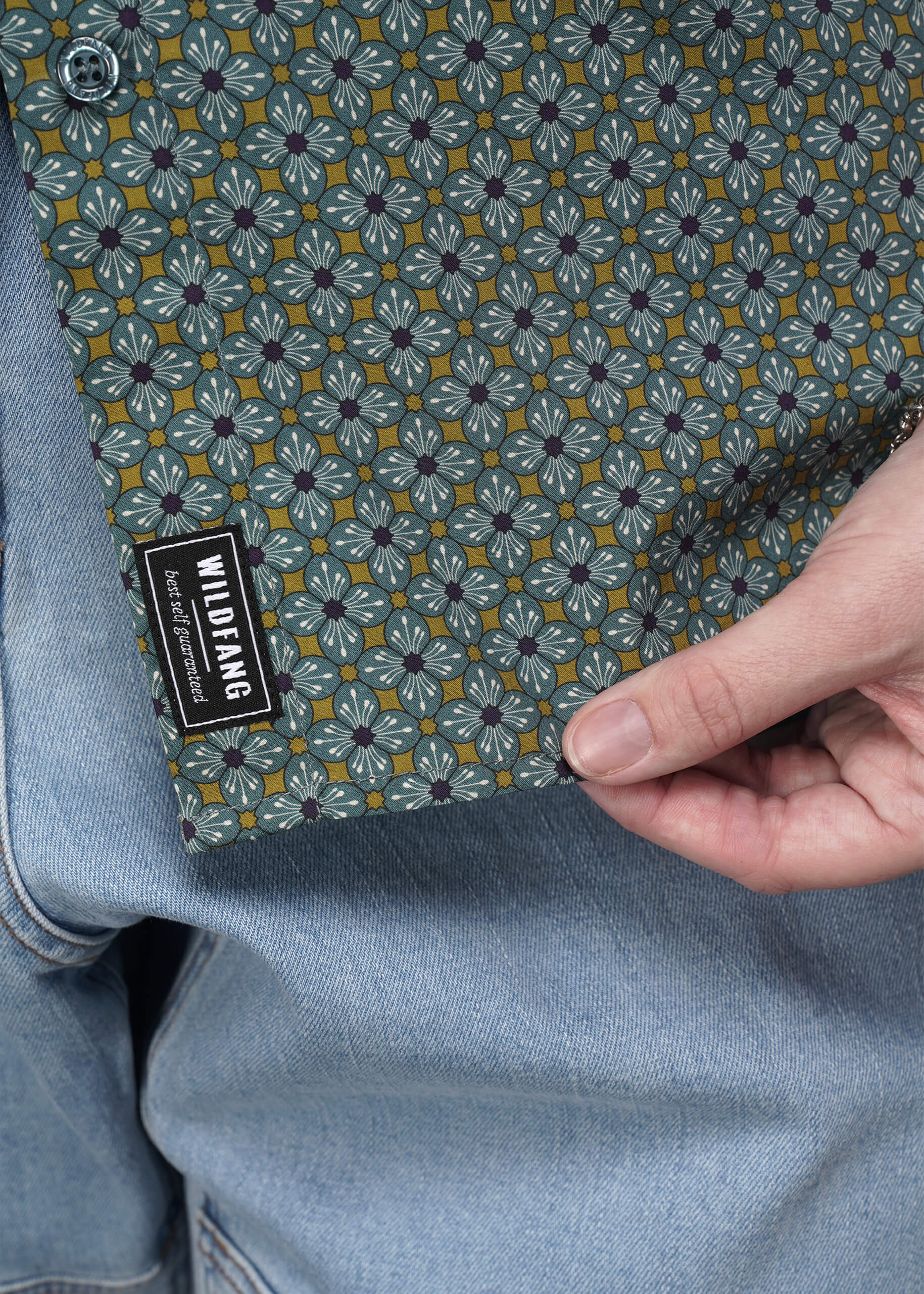 The Essential Button Up - Image 6