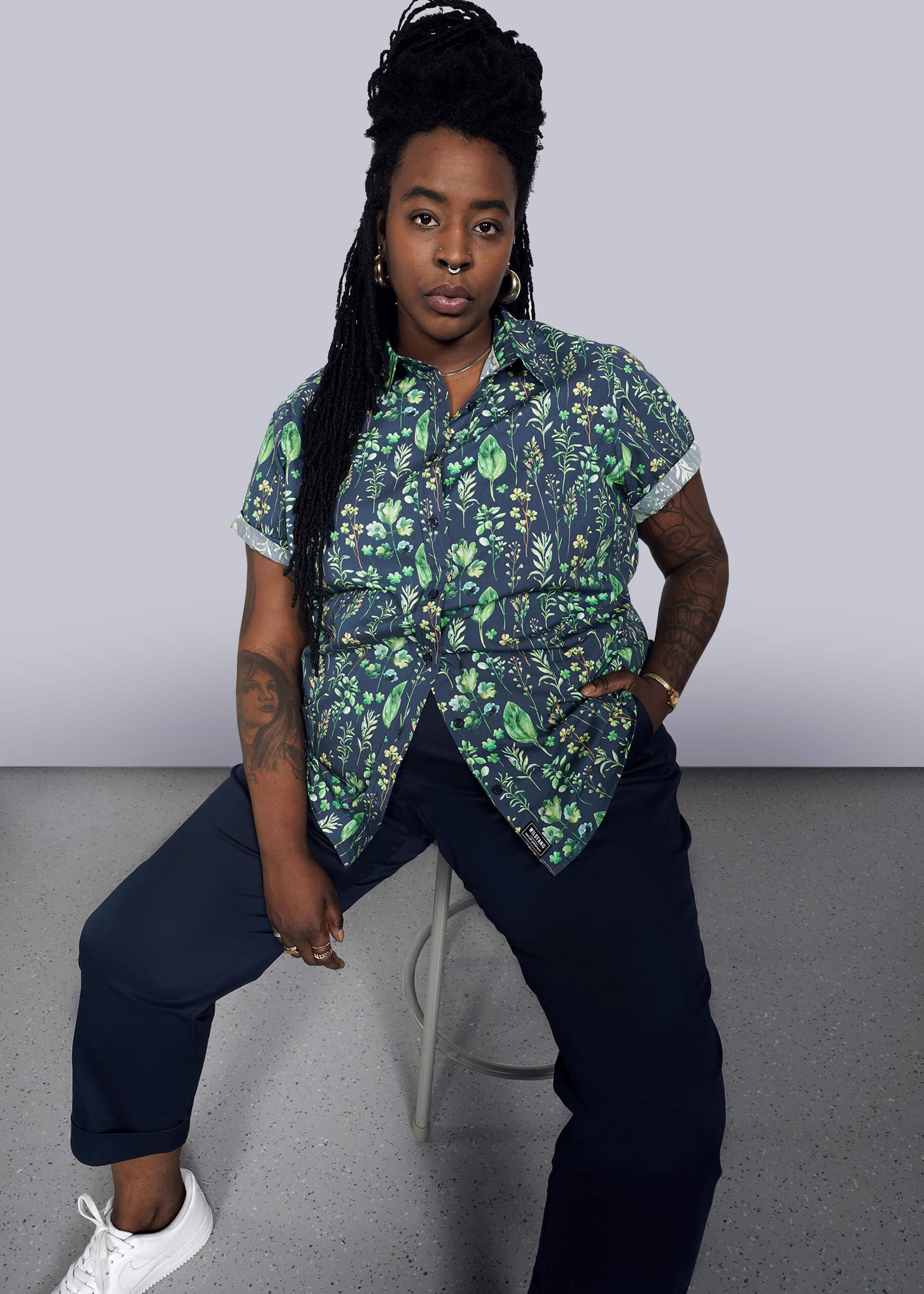 The Essential Button Up - Image 10