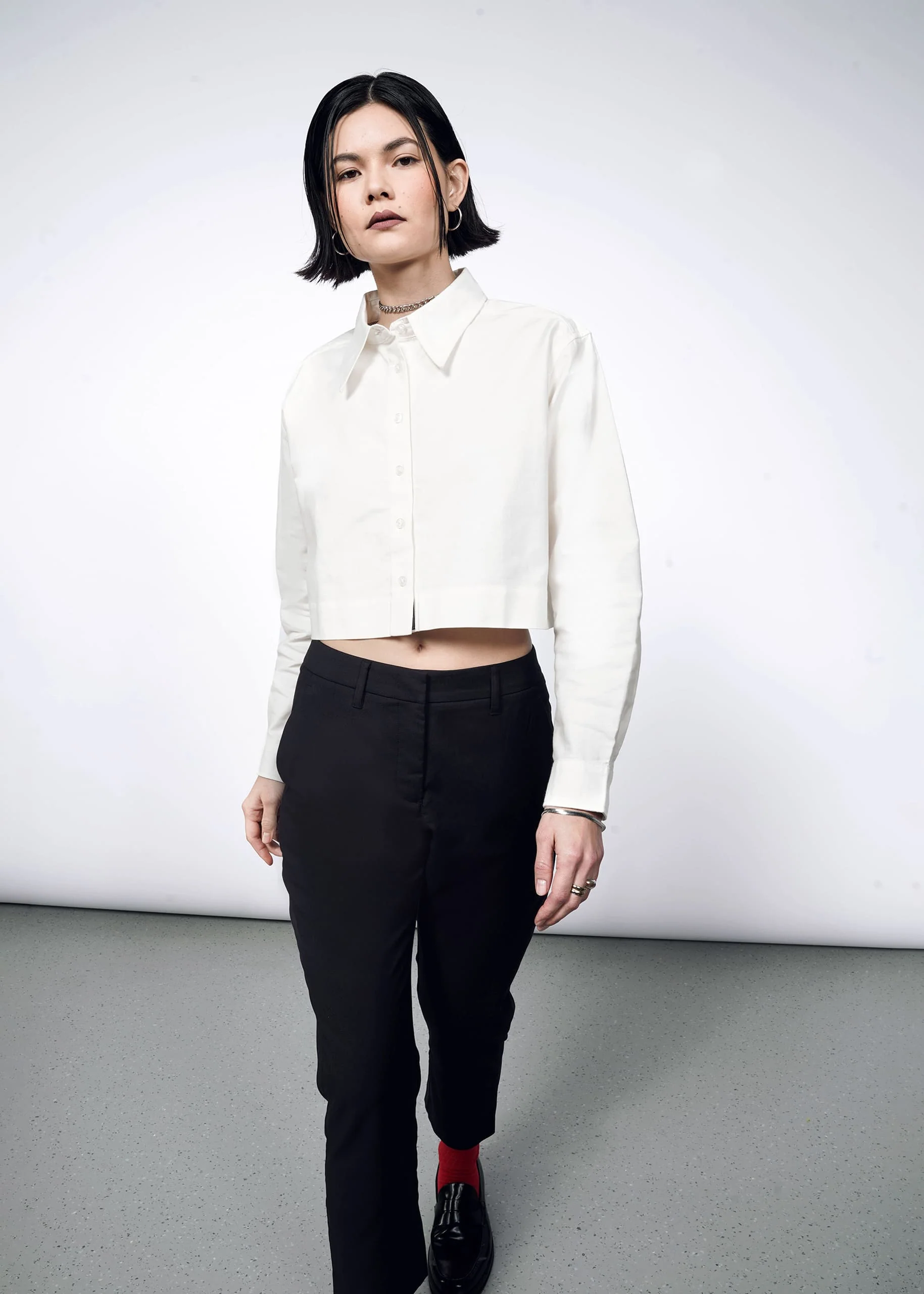The Essential Long Sleeve Cropped Oxford Button Up - Image 3