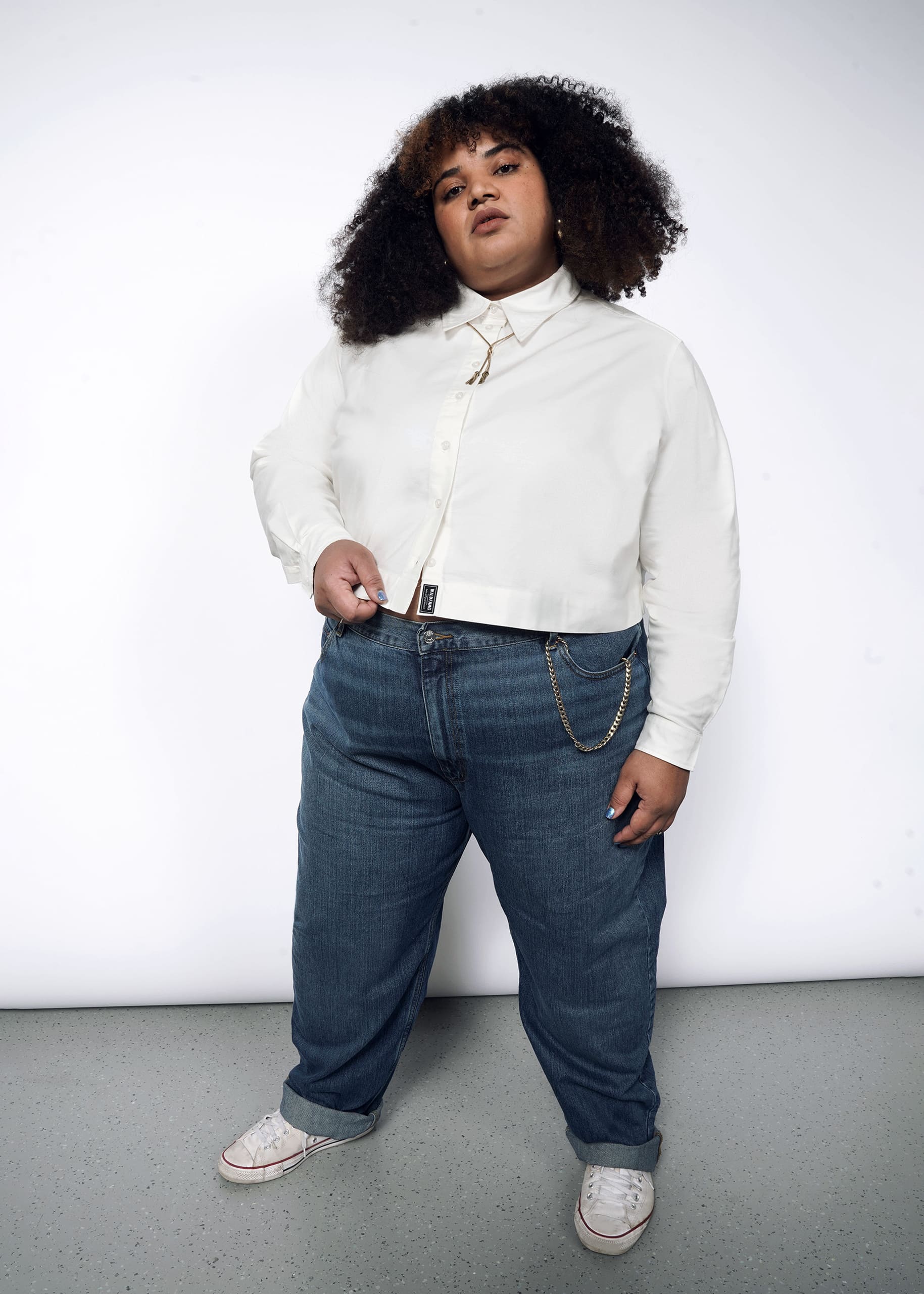 The Essential Long Sleeve Cropped Oxford Button Up - Image 7