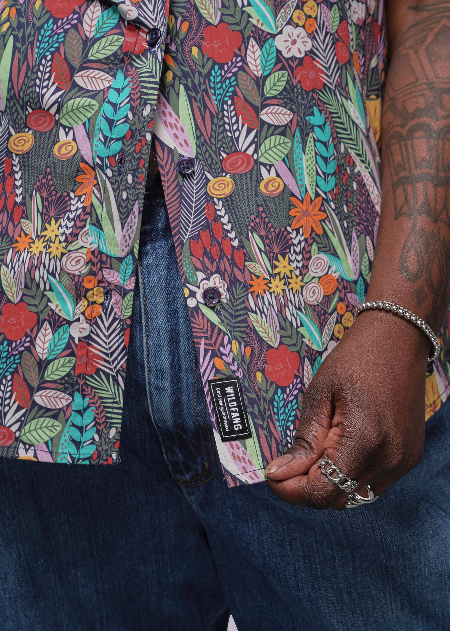 The Essential Button Up - Image 9