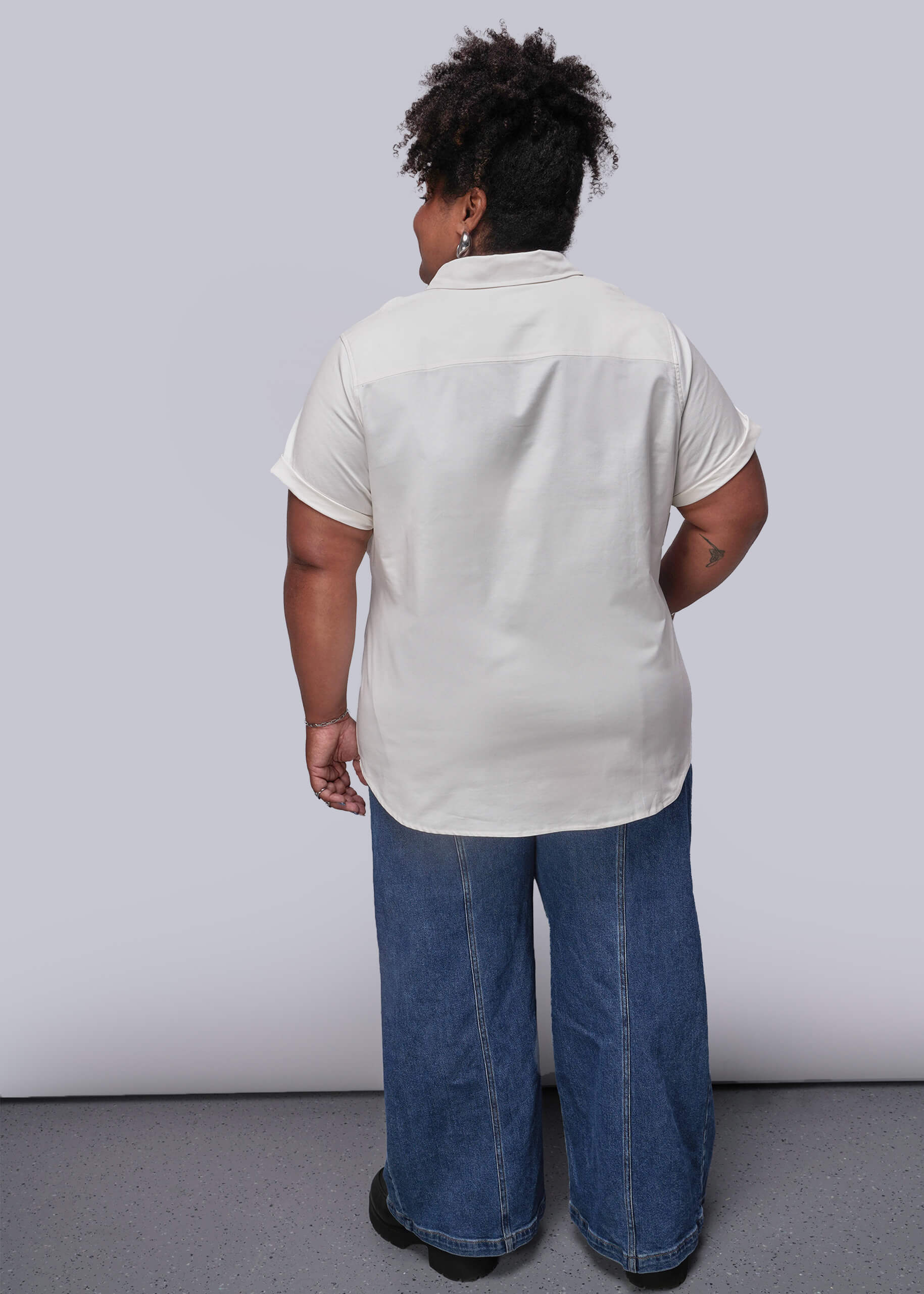 The Essential Oxford Button Up - Image 10