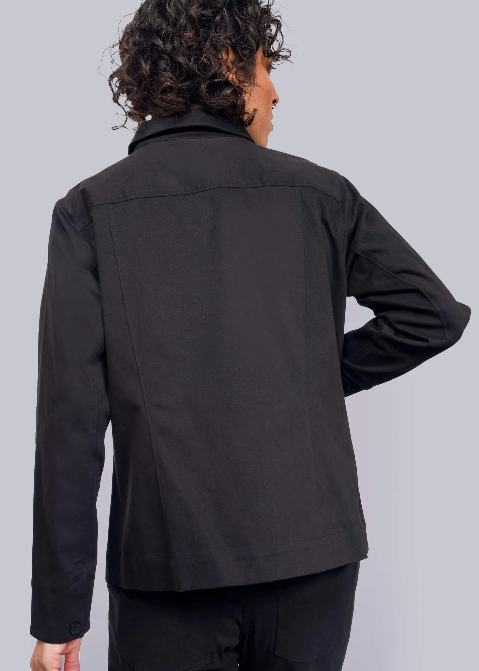 The Essential Cotton Twill Utility Jacket - Image 6