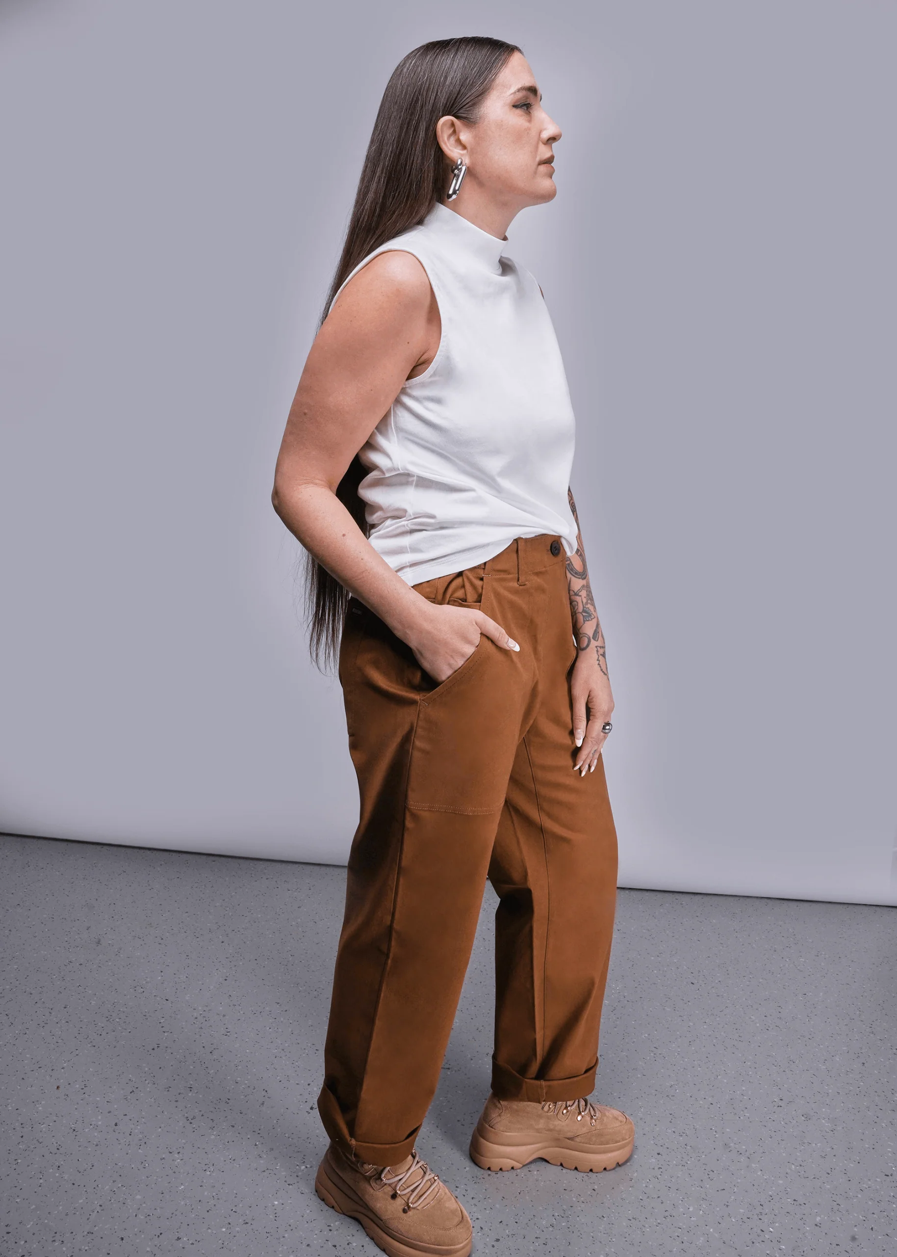 The Essential Cotton Twill Utility Pant - Image 3
