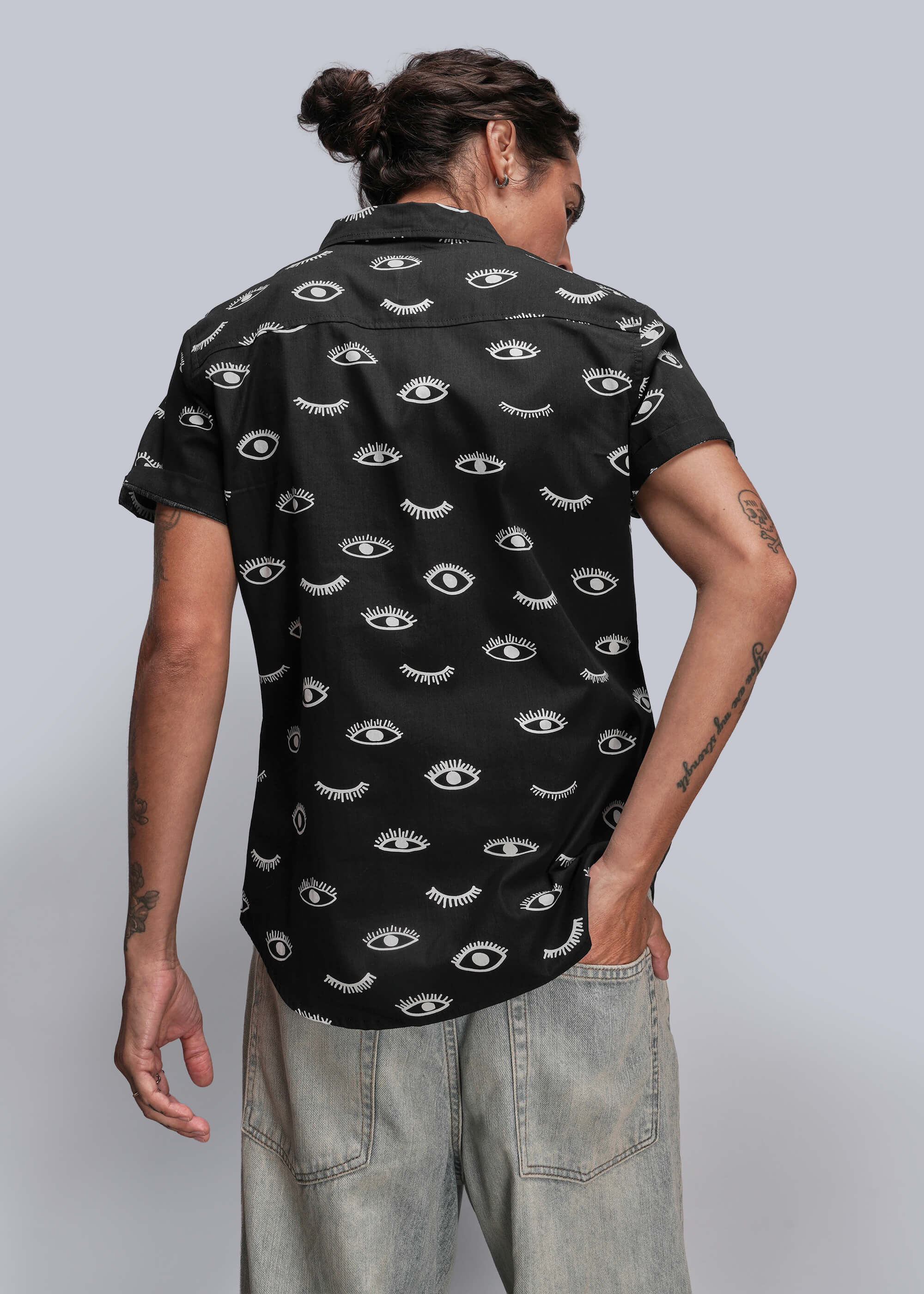 The Essential Button Up - Image 4